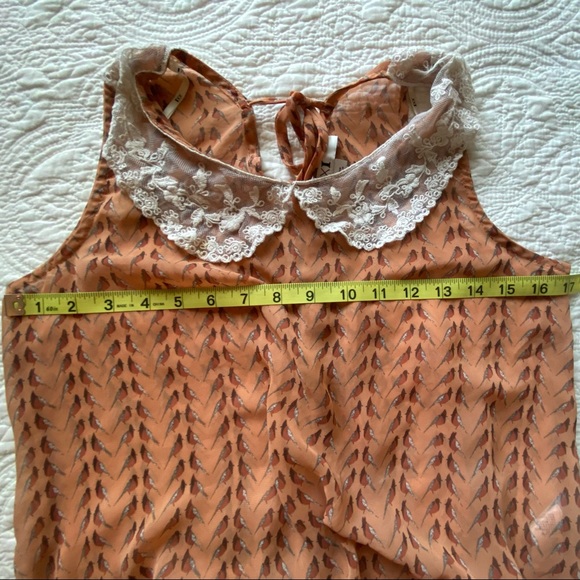 Forever 21 Sleeveless Top w/ Bird Print & Peter Pan Collar Size Small - Picture 6 of 14